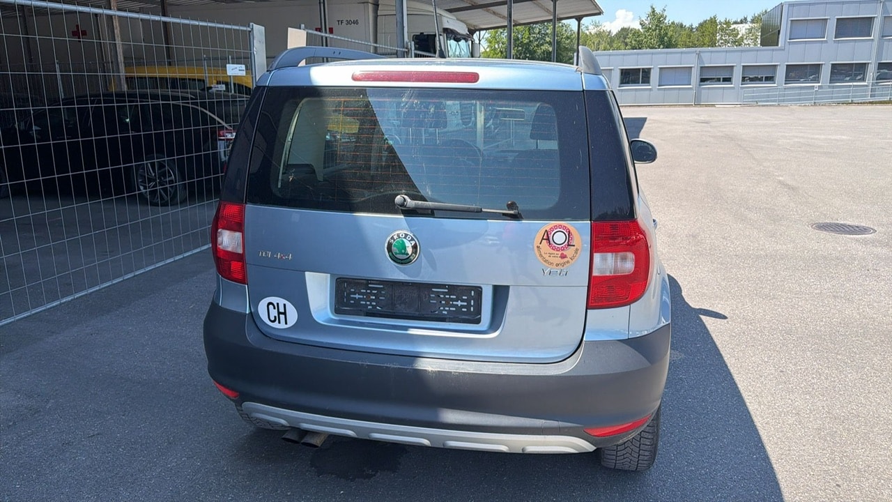 SKODA Yeti 2.0 TDI AllDrive 4x4-image-5