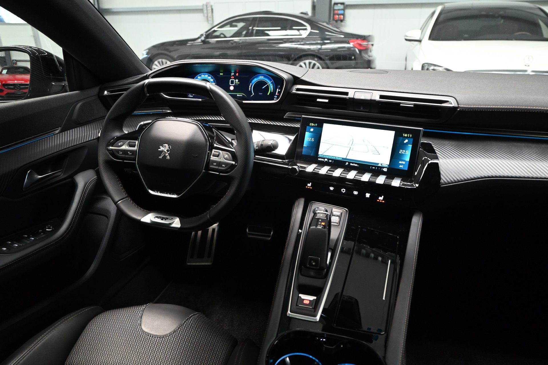 PEUGEOT 508 1.6 PHEV GT EAT8-image-11