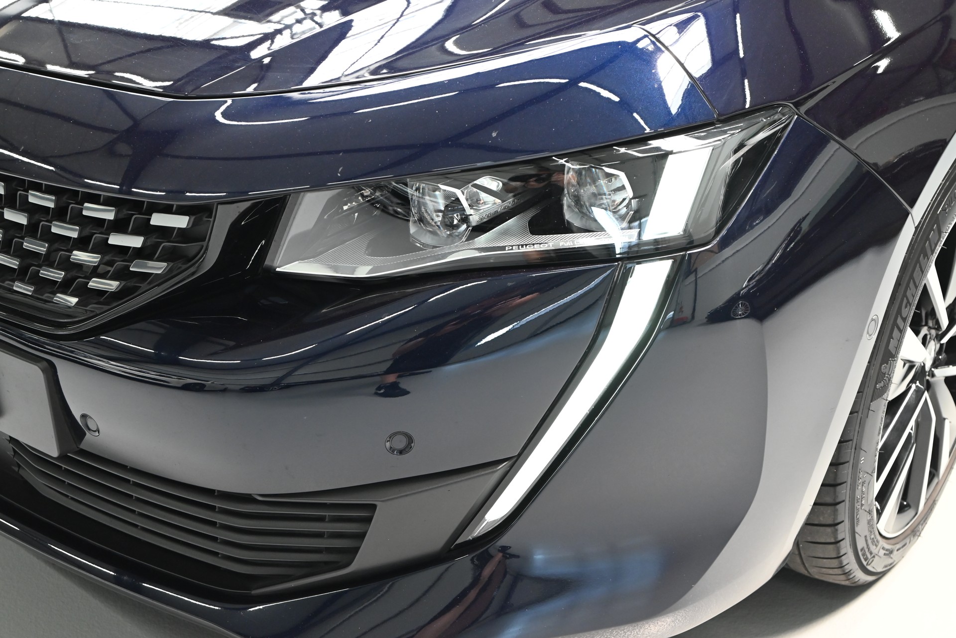PEUGEOT 508 1.6 PHEV GT EAT8-image-2