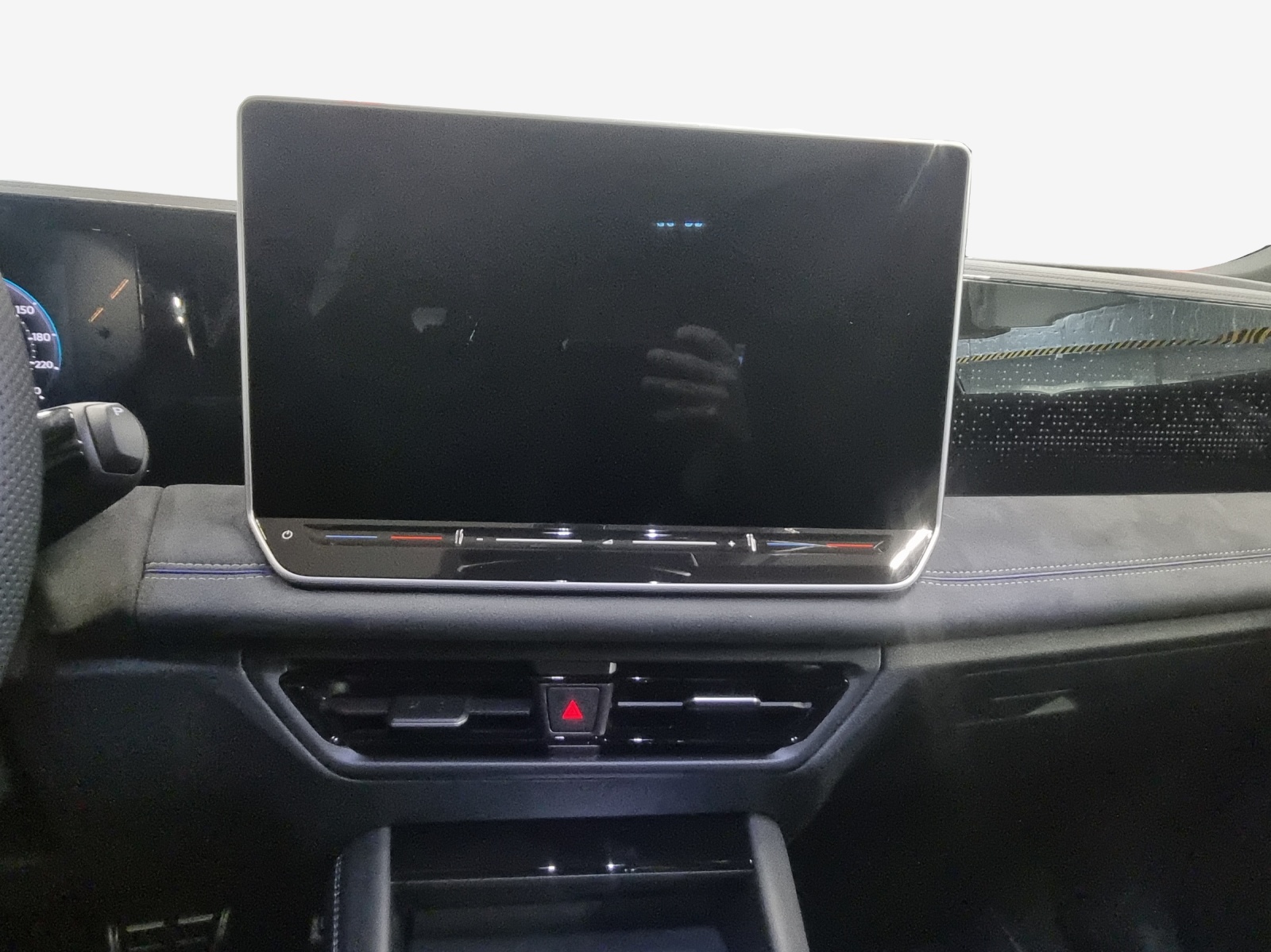 VW Tiguan 2.0 TDI SCR R-Line 4Motion DSG-image-10
