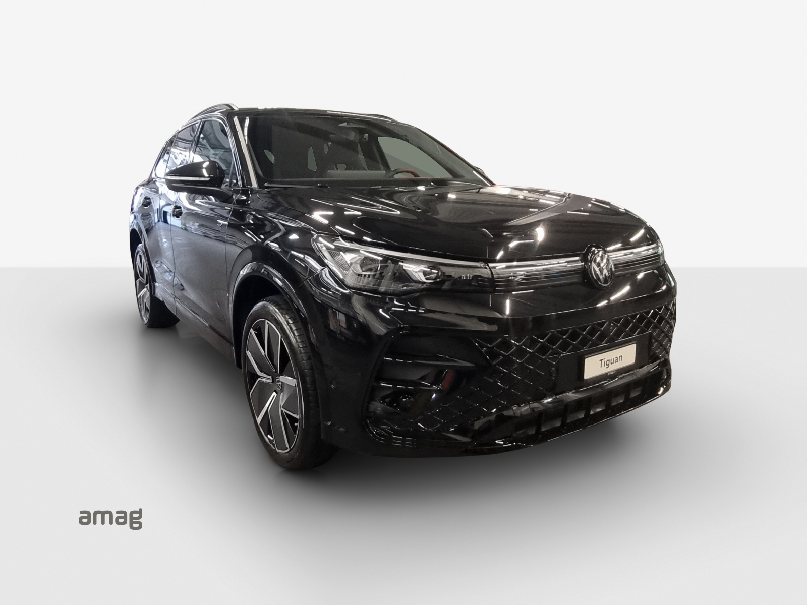 VW Tiguan 2.0 TDI SCR R-Line 4Motion DSG-image-5