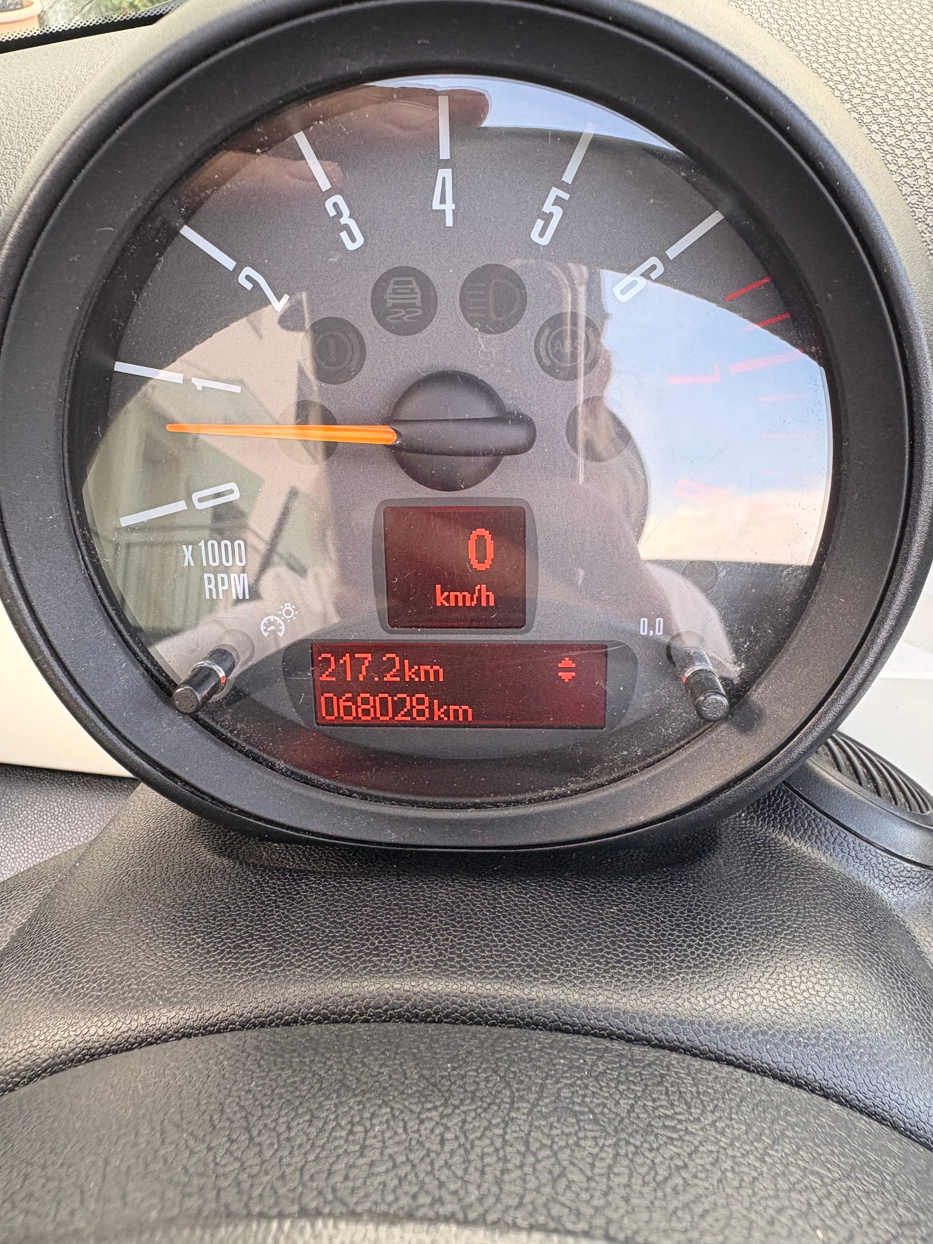MINI 1.5i Cooper-image-3