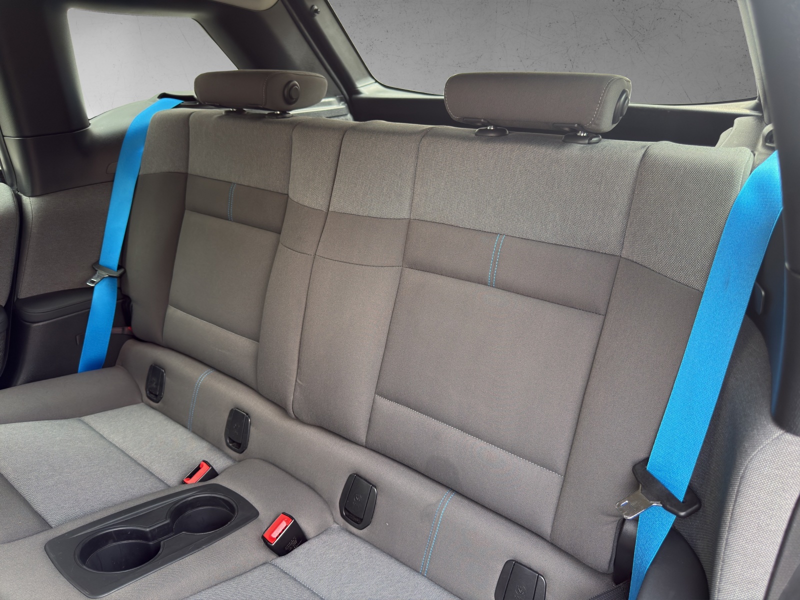 BMW i3s (120Ah)-image-16
