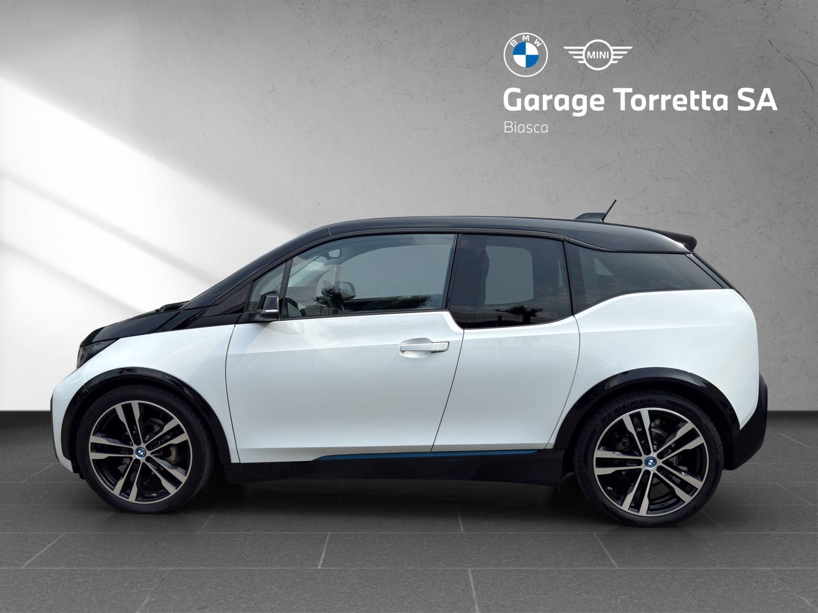 BMW i3s (120Ah)-image-1