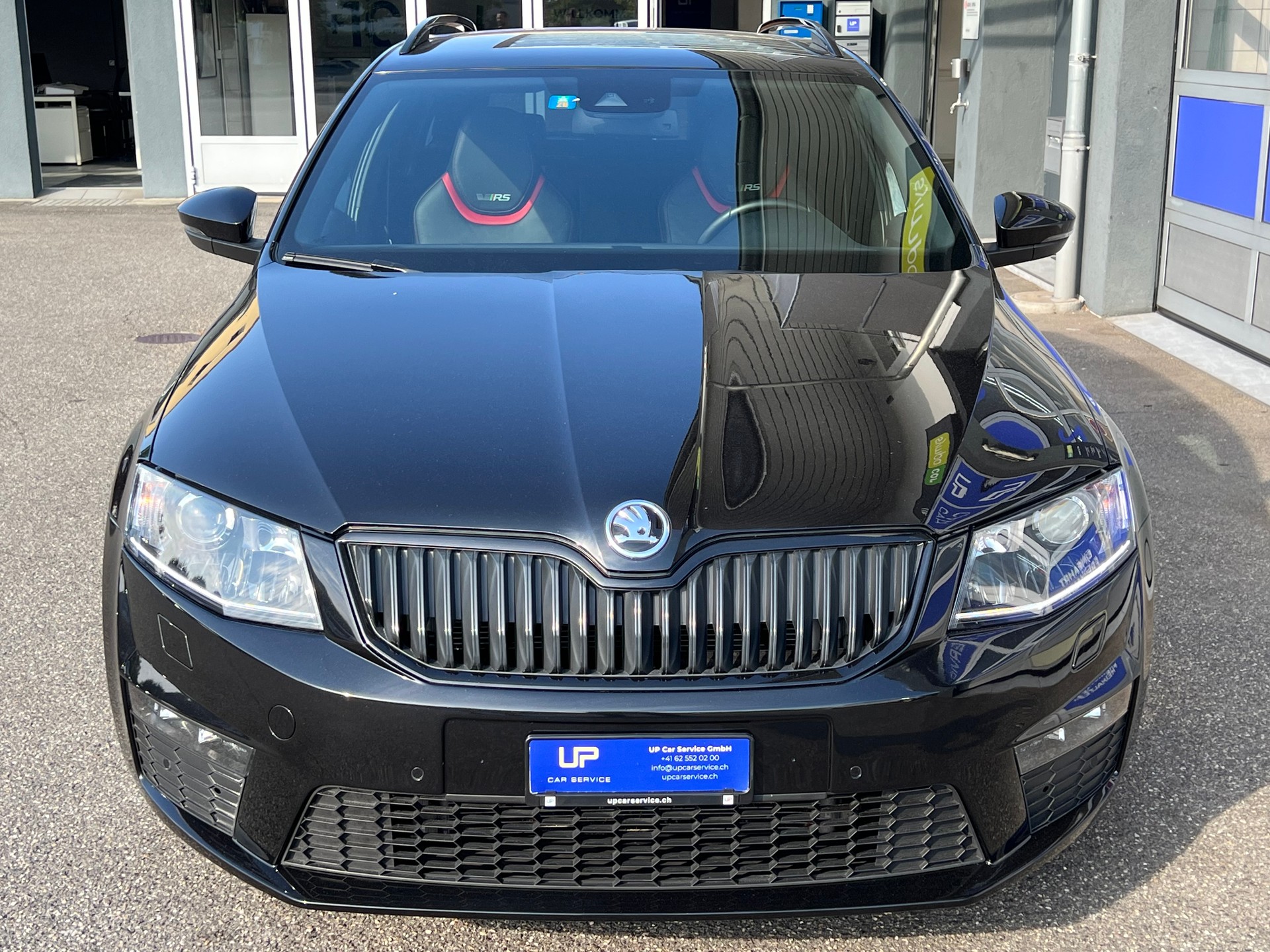 SKODA Octavia Combi 2.0 TSI RS230 DSG-image-0