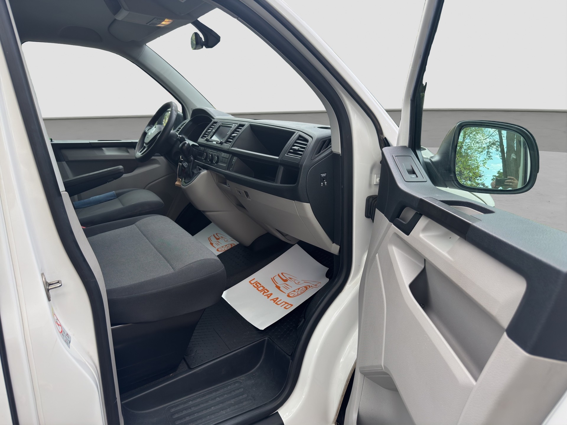 VW T6-image-12