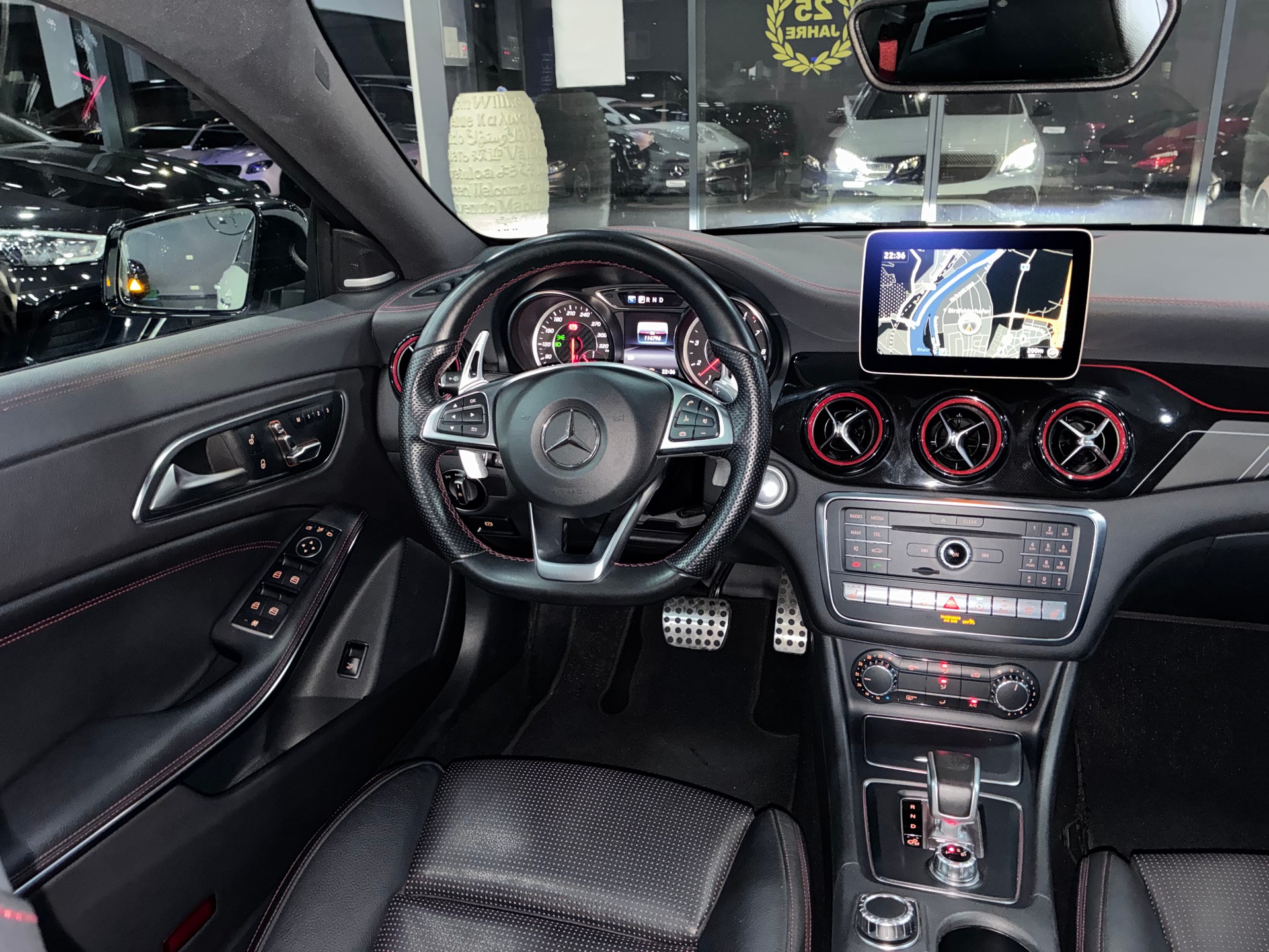 MERCEDES-BENZ CLA 45 AMG 4Matic Speedshift-image-8