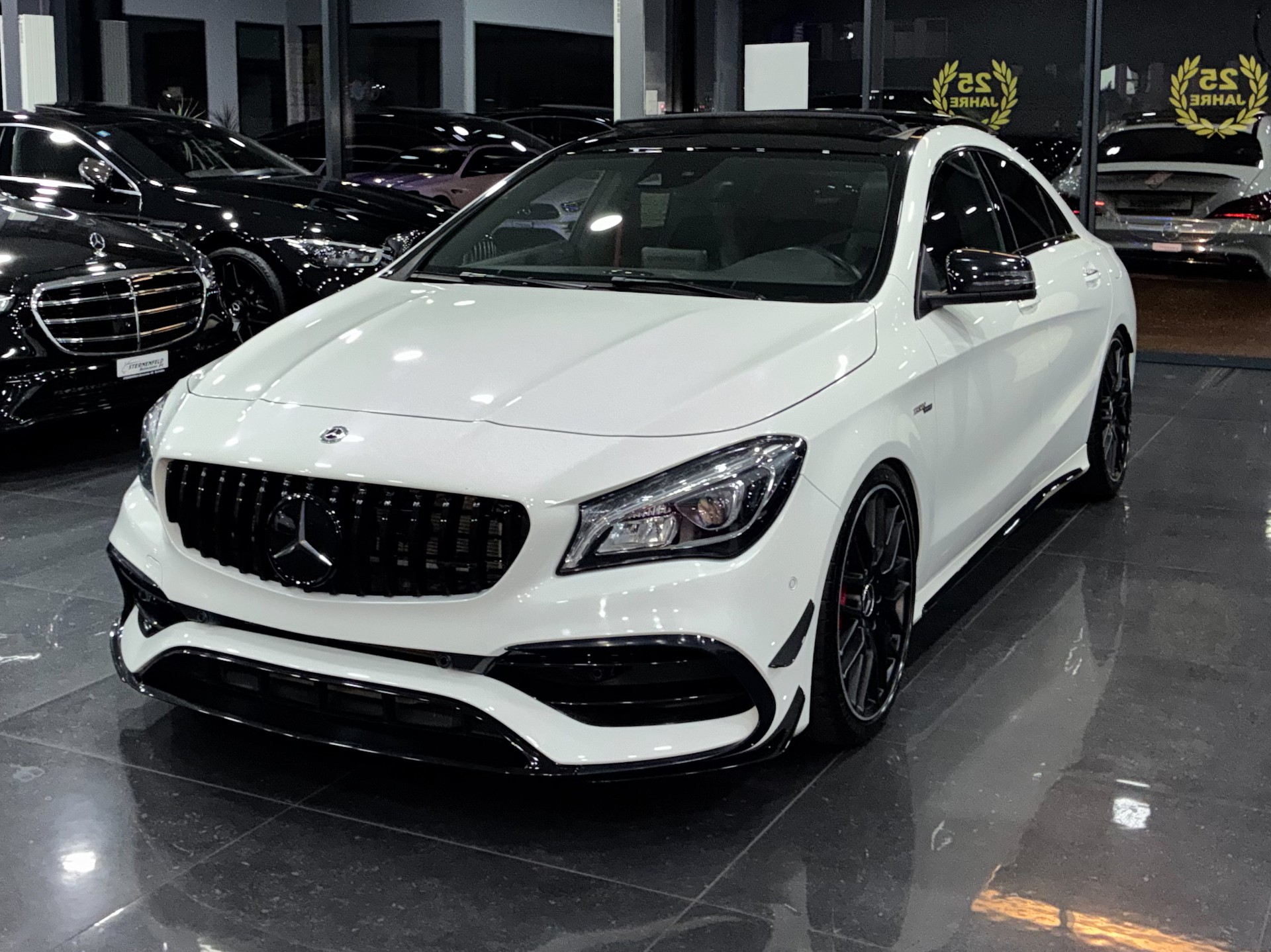 MERCEDES-BENZ CLA 45 AMG 4Matic Speedshift-image-0