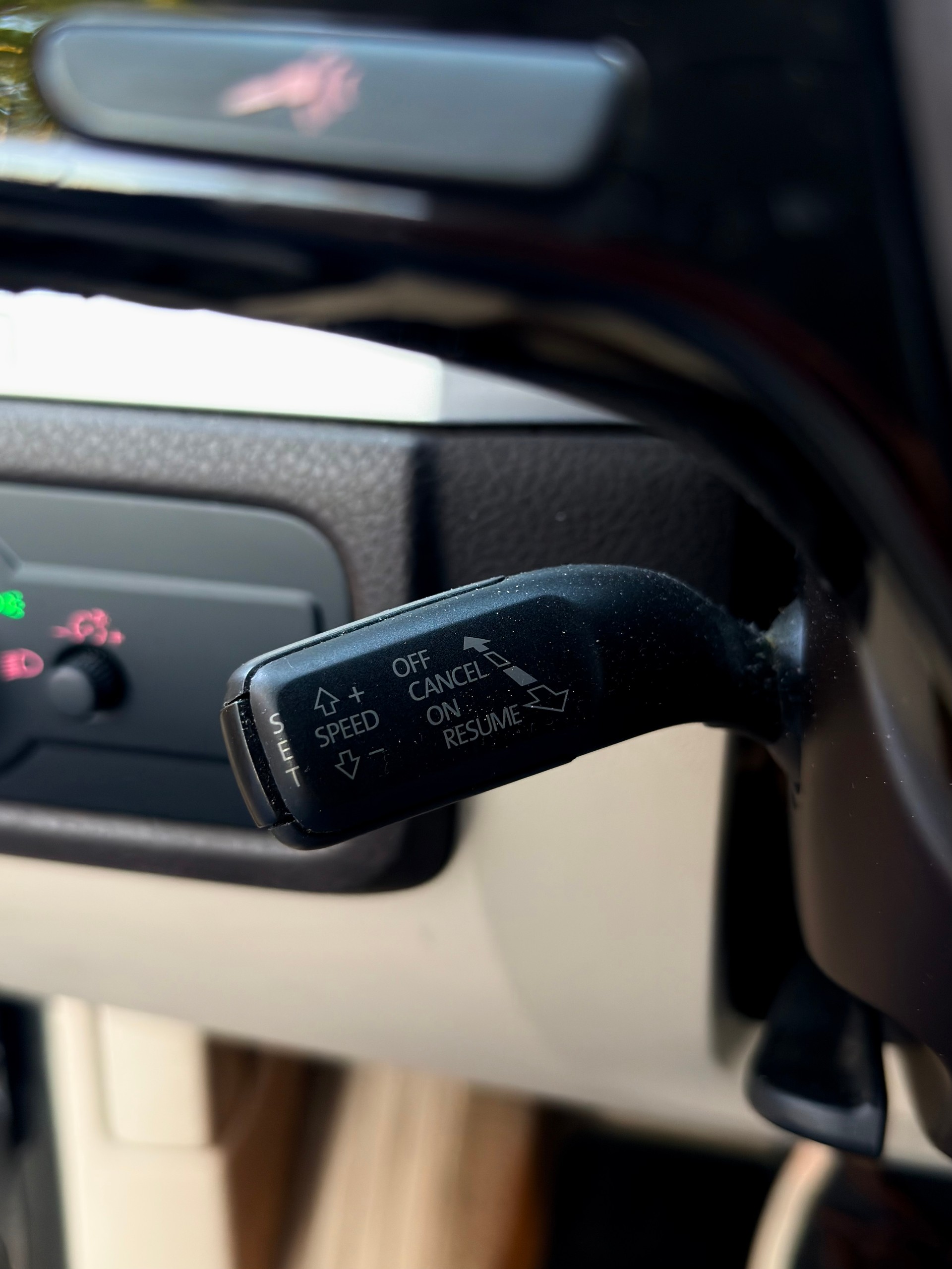 VW Touareg 3.0 TDI BlueMotion Technology Tiptronic-image-14