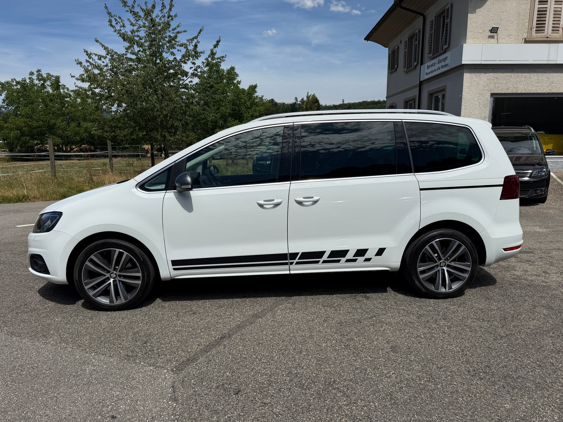 SEAT Alhambra 2.0 TDI Hola FR DSG-image-1