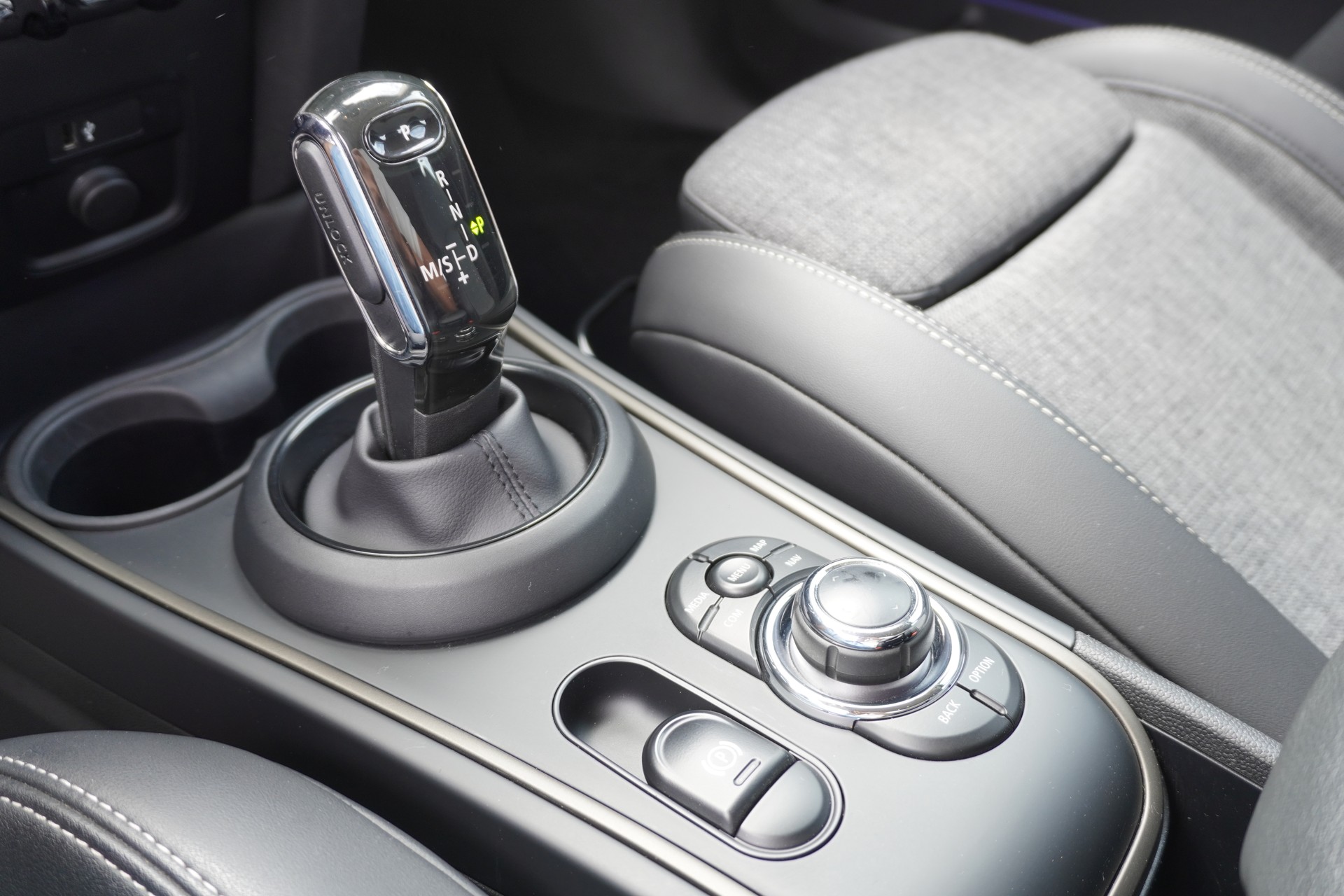 MINI Countryman Cooper ALL4 Steptronic-image-14