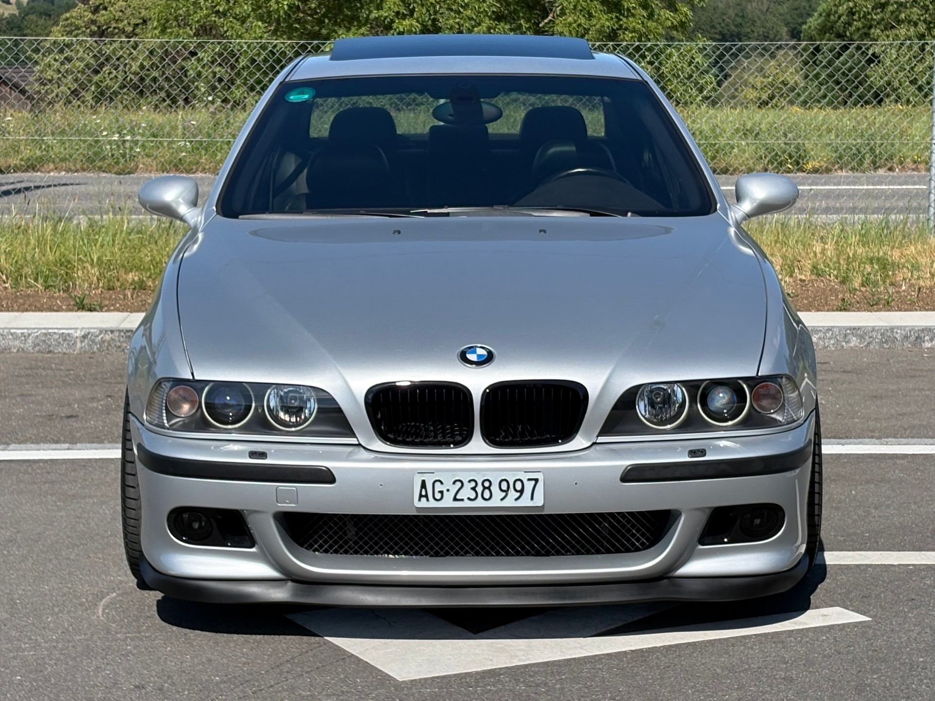 BMW M5 E39 | aus 3. Hand | ab MFK-image-5