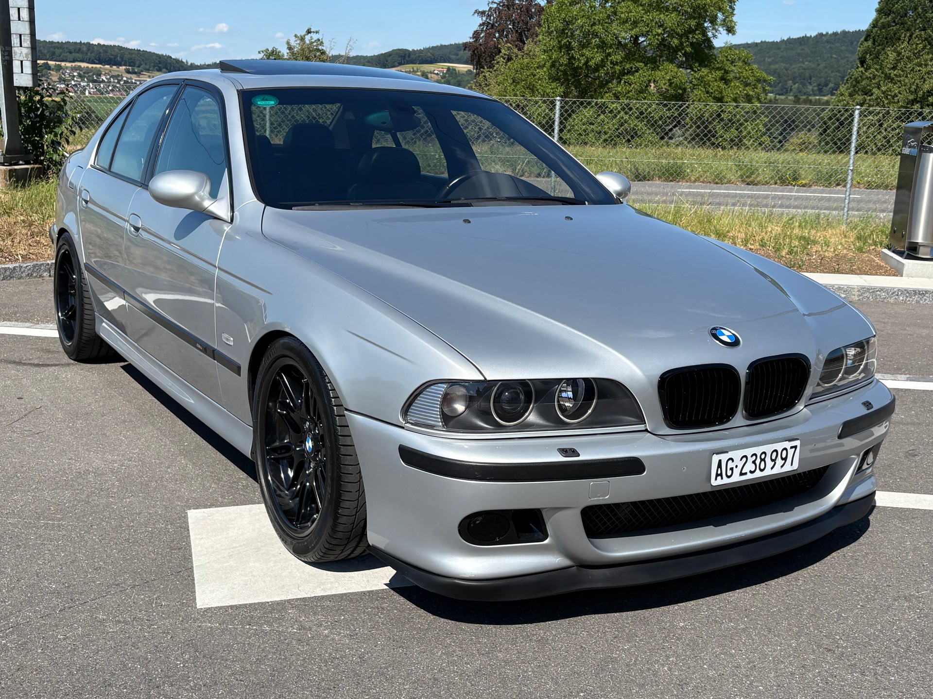 BMW M5 E39 | aus 3. Hand | ab MFK-image-0