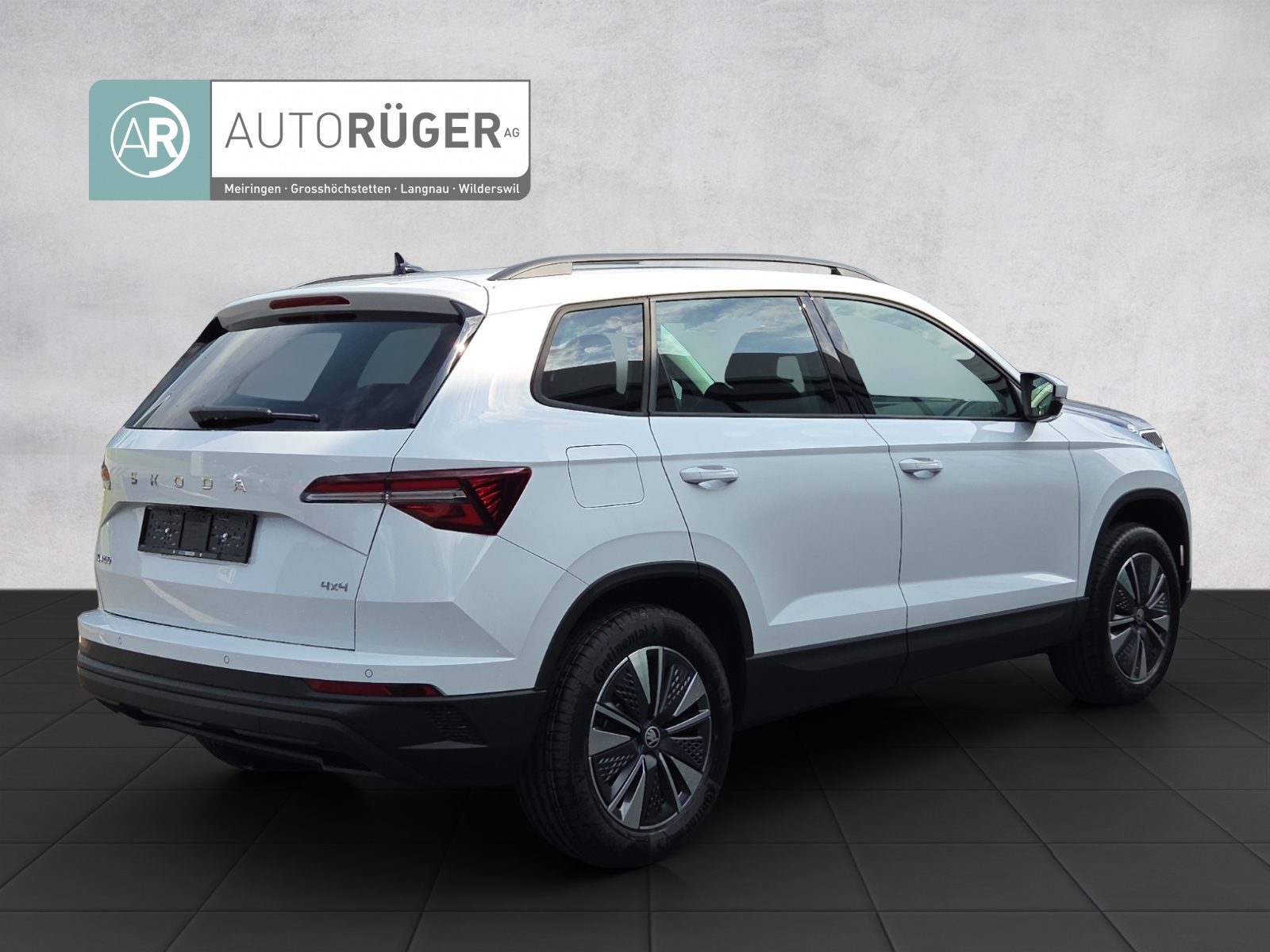 SKODA Karoq 2.0 TDI CR Dynamic 4x4 DSG-image-5