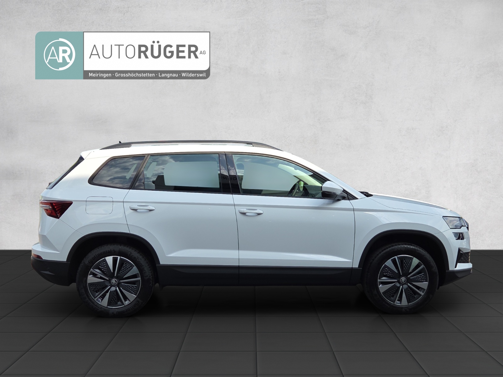 SKODA Karoq 2.0 TDI CR Dynamic 4x4 DSG-image-6