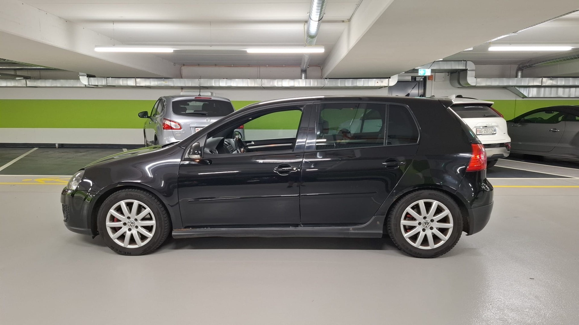 VW Golf 2.0 TFSI GTI-image-6
