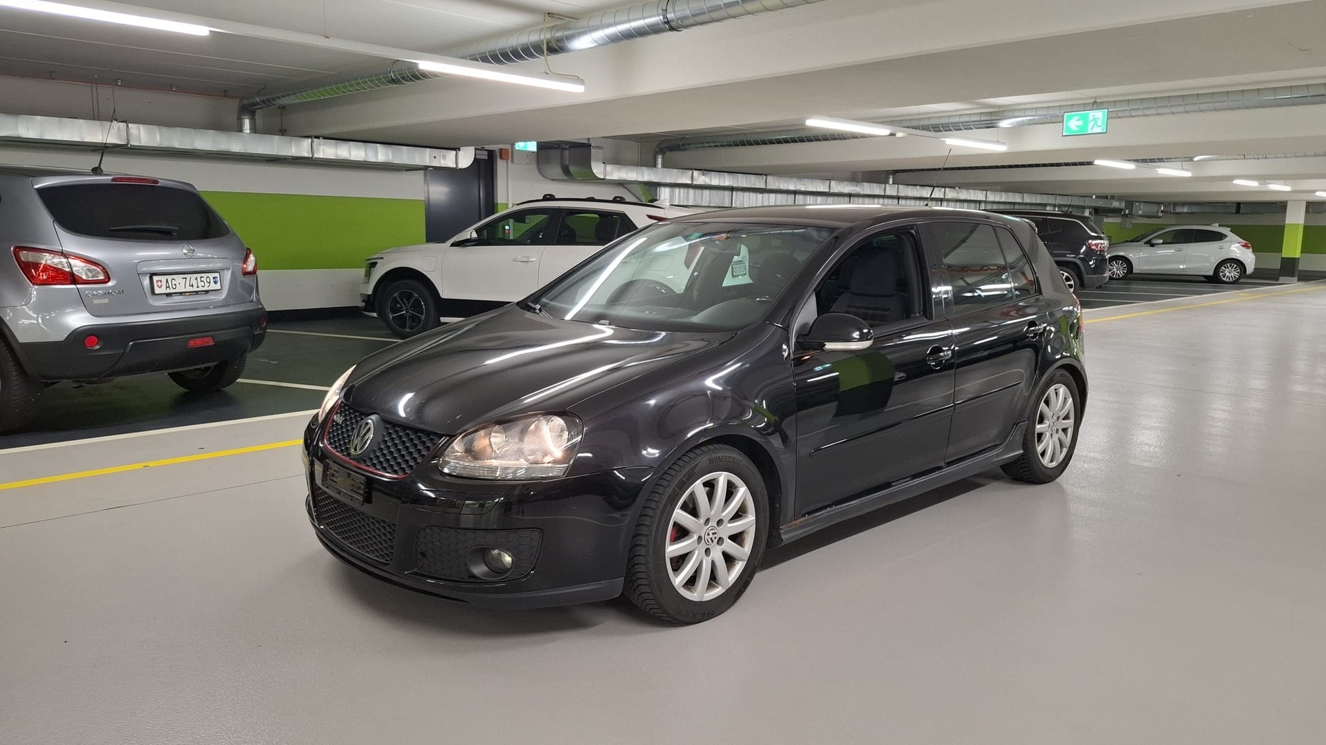 VW Golf 2.0 TFSI GTI-image-0