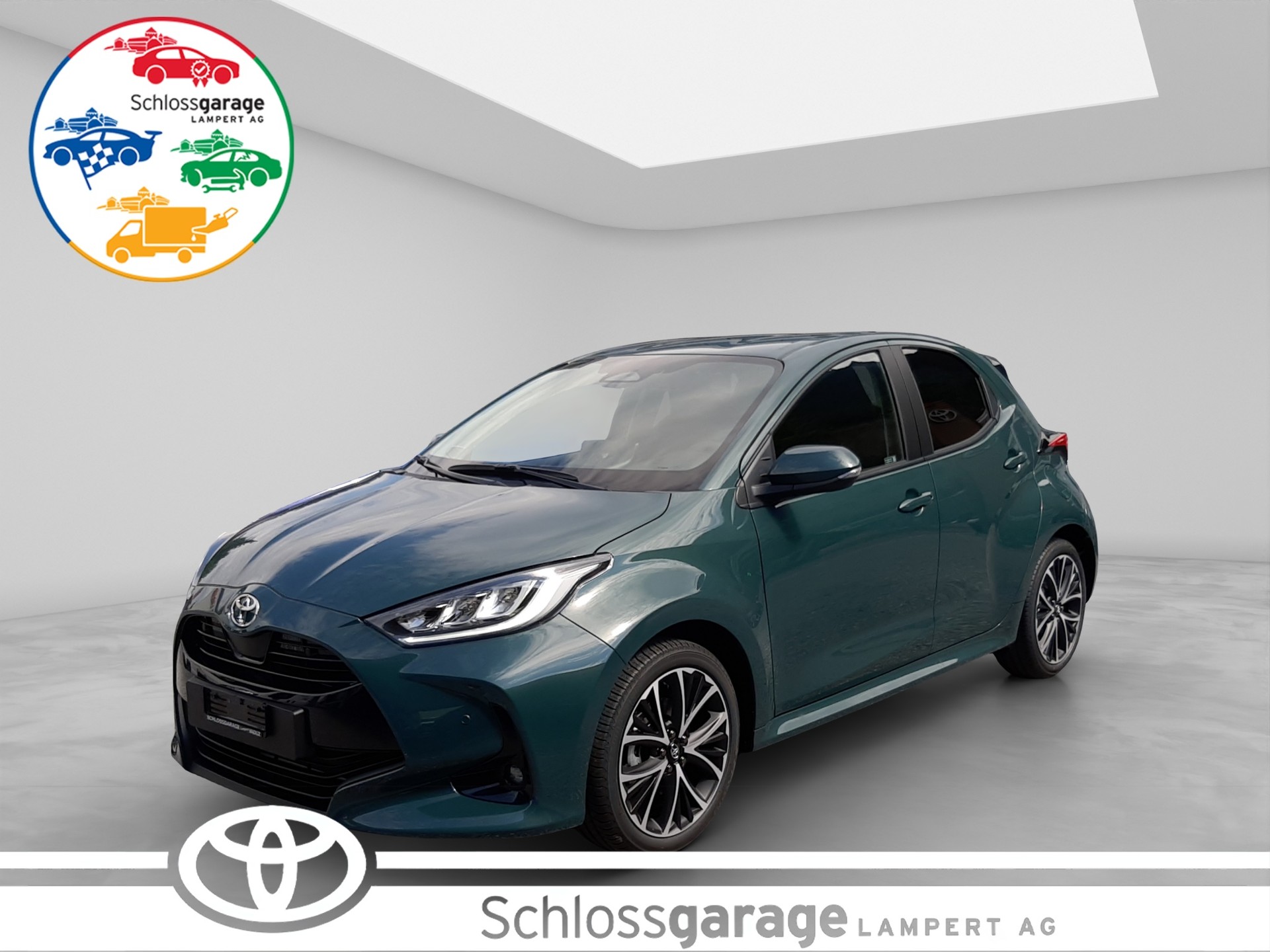 TOYOTA Yaris 1.5 VVT-i HSD Trend-image-0