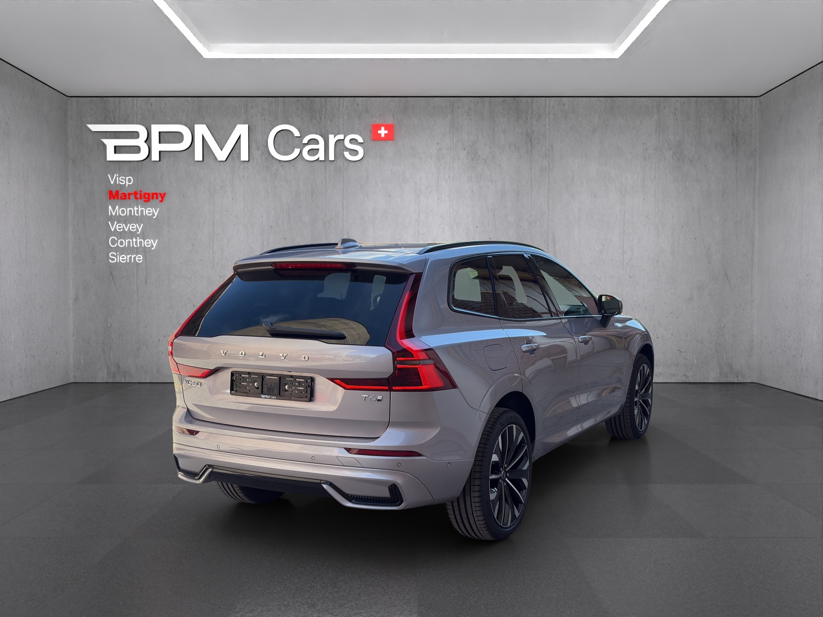 VOLVO XC60 T6 eAWD PluginHybrid Ultra Dark Geartronic-image-4