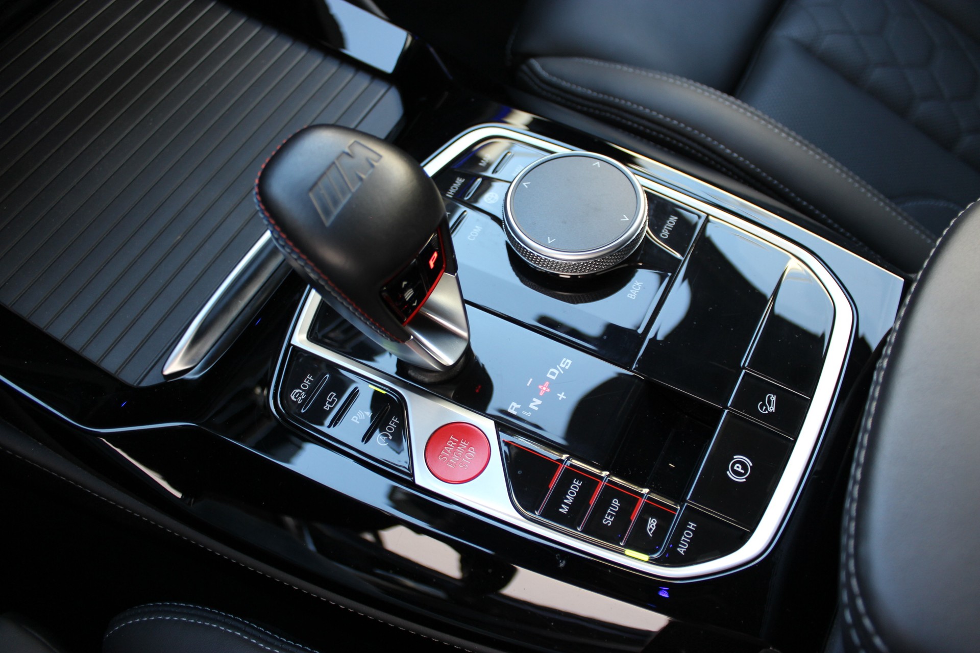 BMW X3 xDrive M Competition *BROOKLYN GRAU METALLIC*-image-29