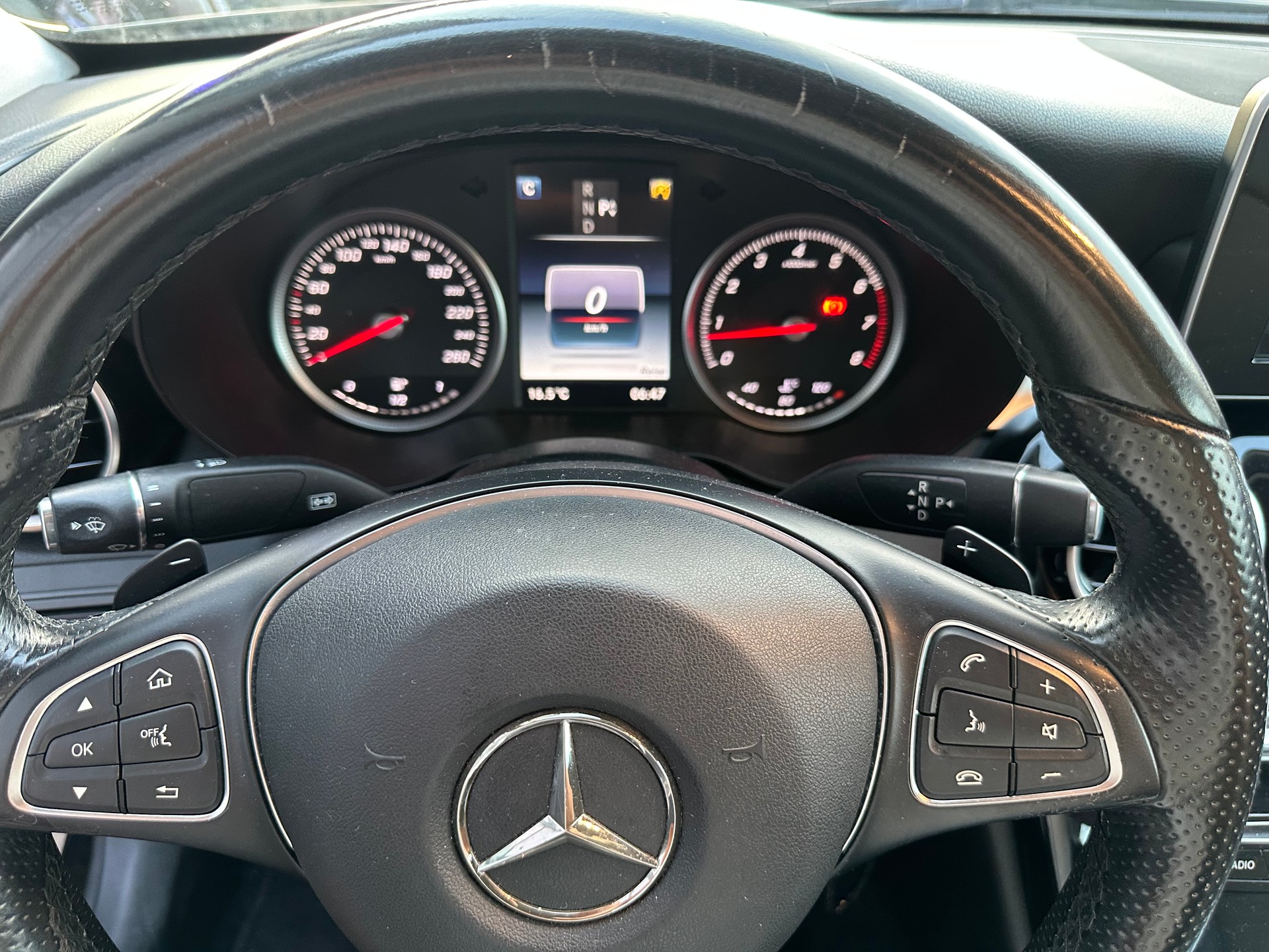 MERCEDES-BENZ C 180 Coupé 7G-Tronic-image-7