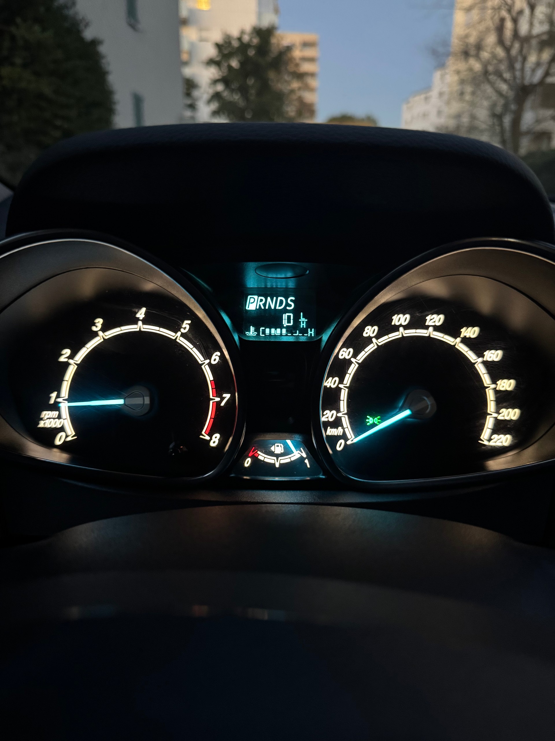 FORD 1.6i Ti-VCT Titanium X FPS-image-8
