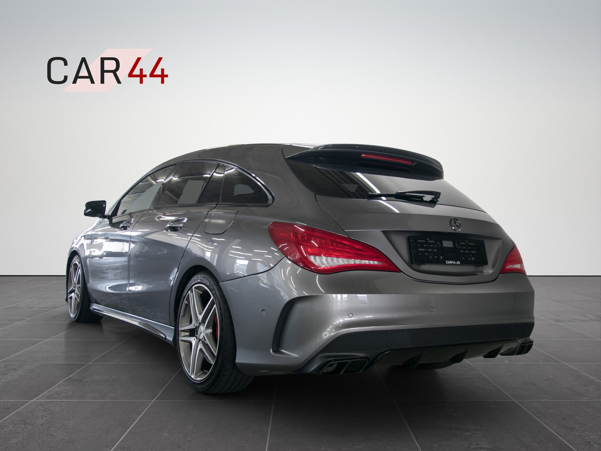 MERCEDES-BENZ CLA Shooting Brake 45 AMG 4Matic Speedshift-showroom-element-2