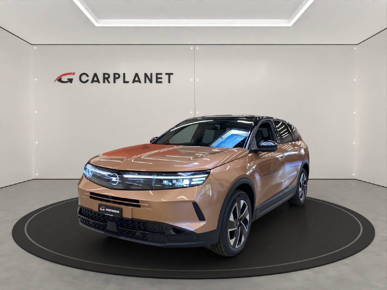 OPEL Grandland 1.2 T HEV GS-image-0