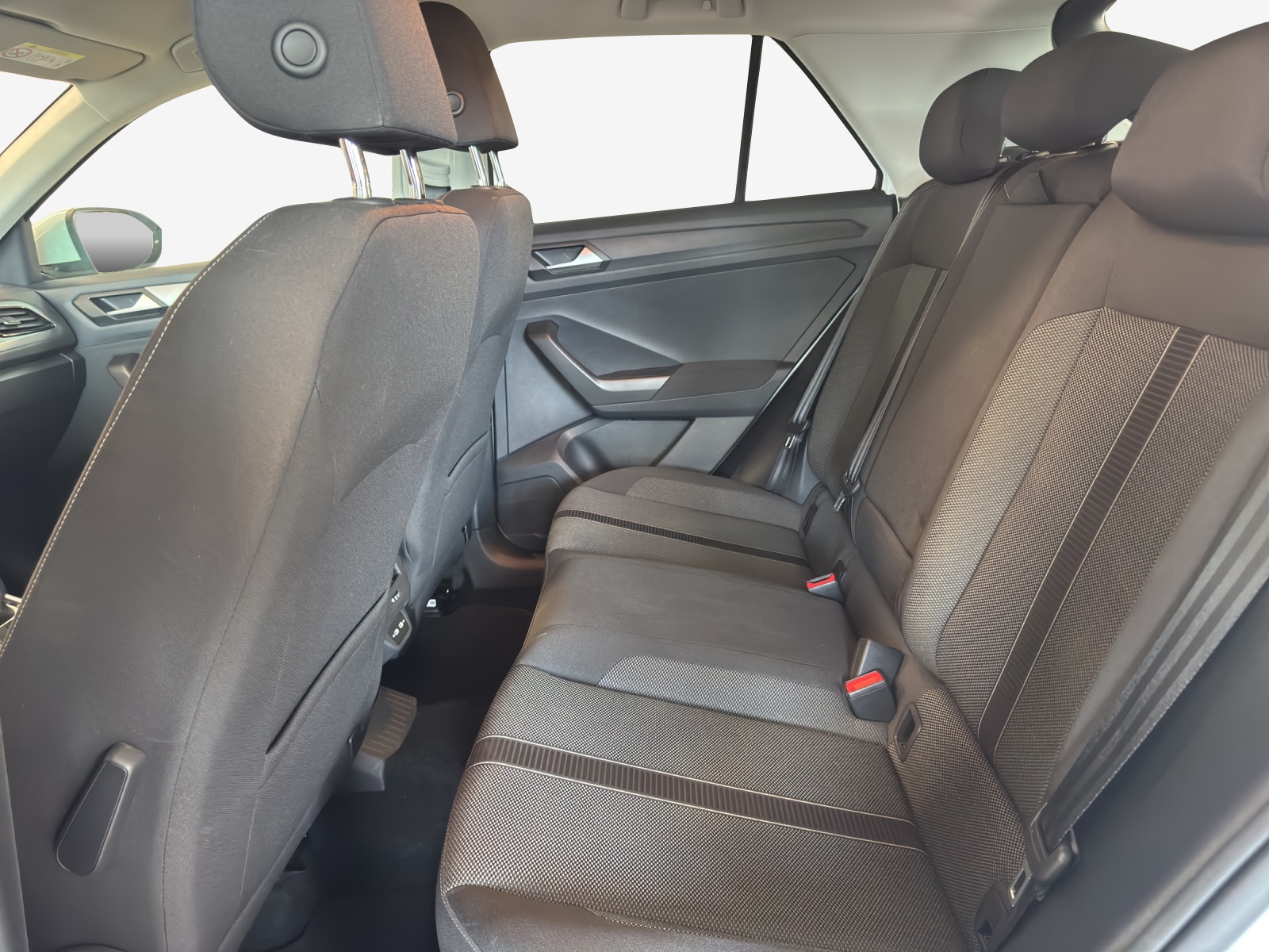 VW T-Roc 1.5 TSI EVO Life DSG-image-11