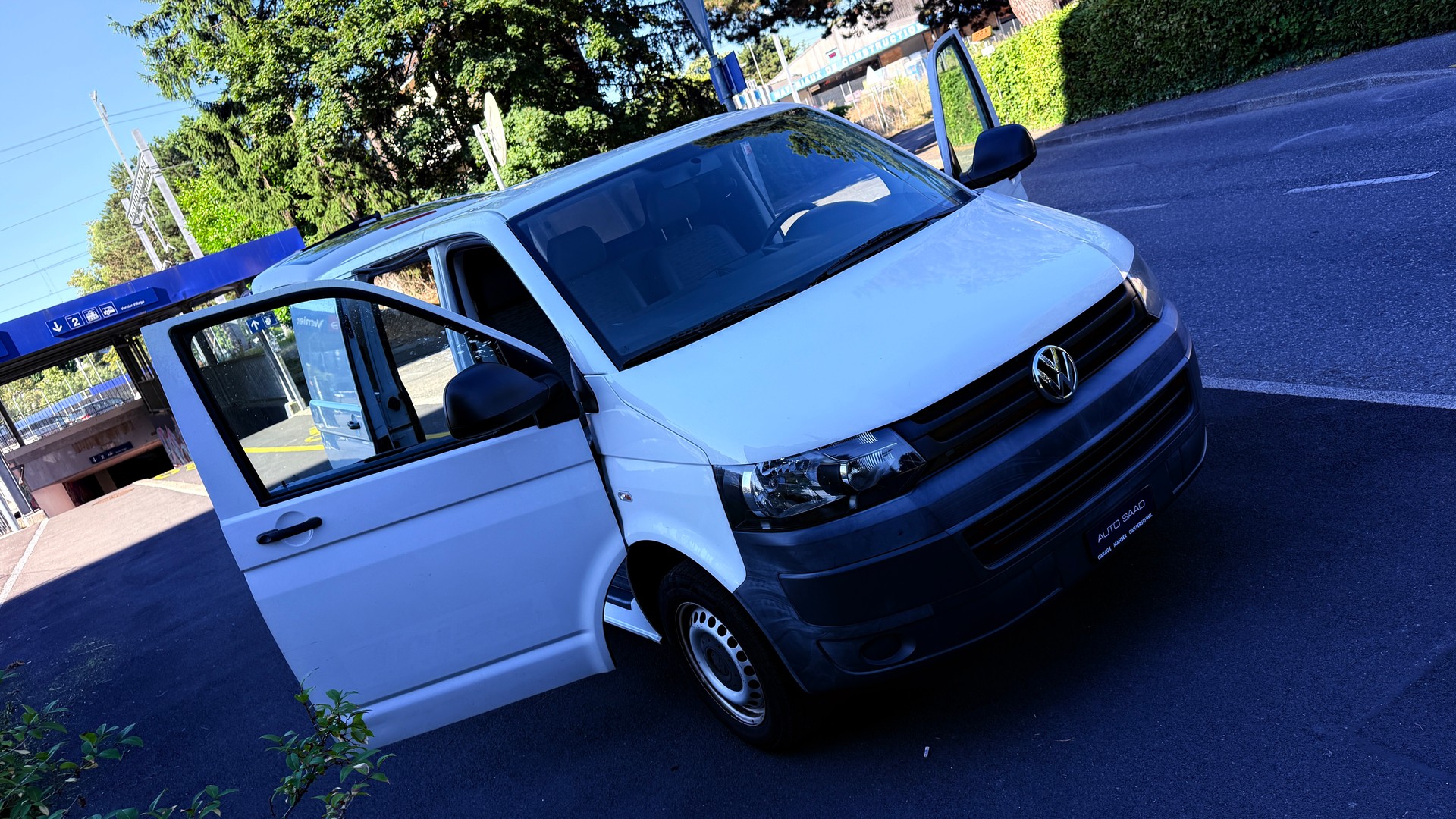 VW T5 2.0 TDI Entry-image-11