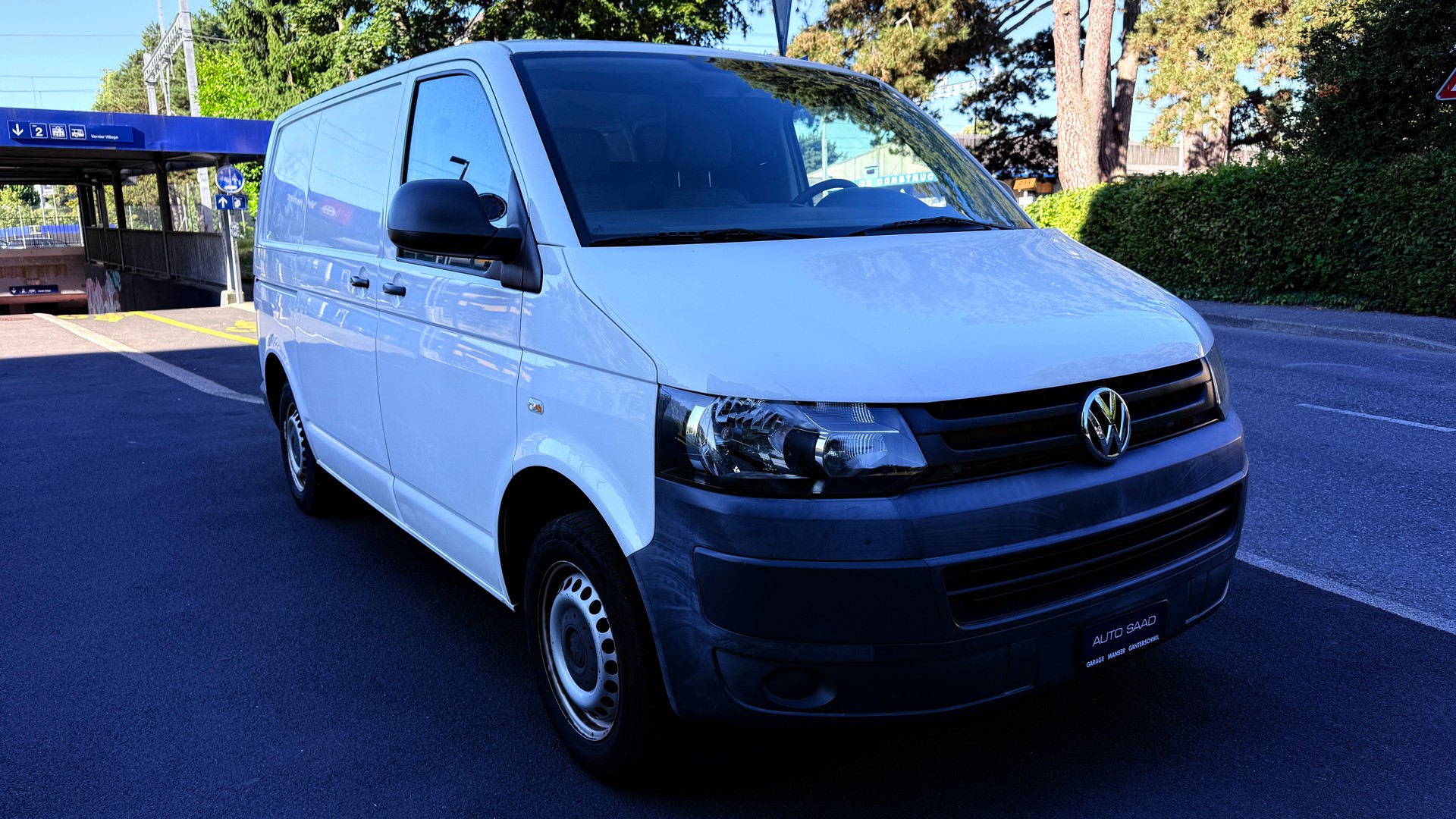 VW T5 2.0 TDI Entry-image-1