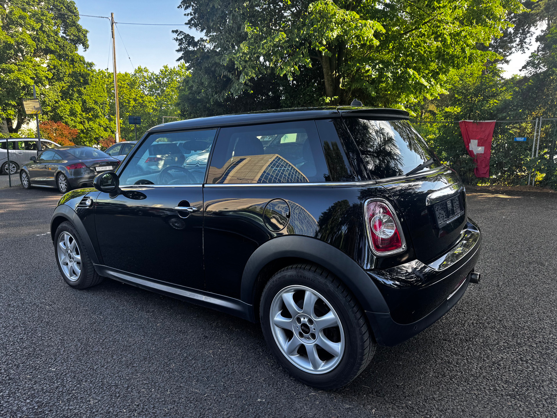 MINI Cooper-image-3