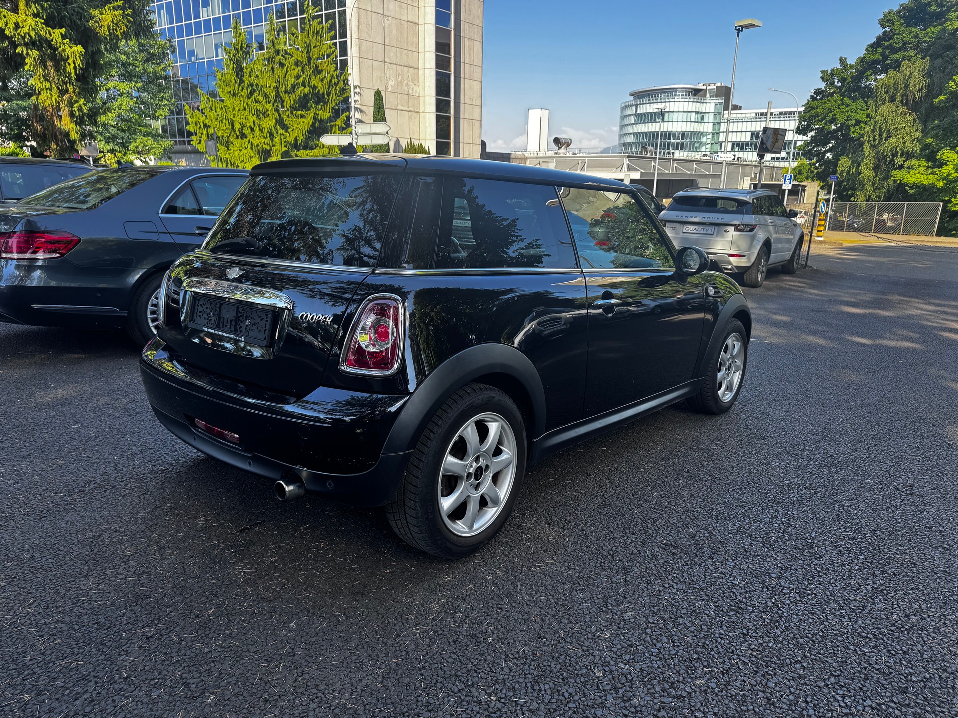 MINI Cooper-image-2
