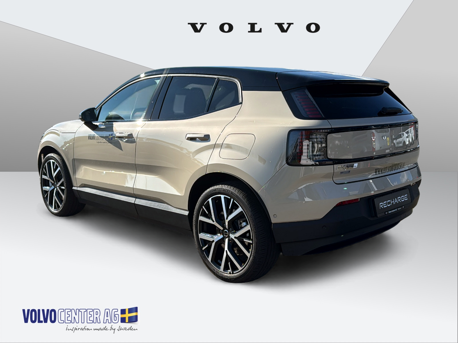 VOLVO EX 30 E60 Twin Ultra Performance AWD-image-2