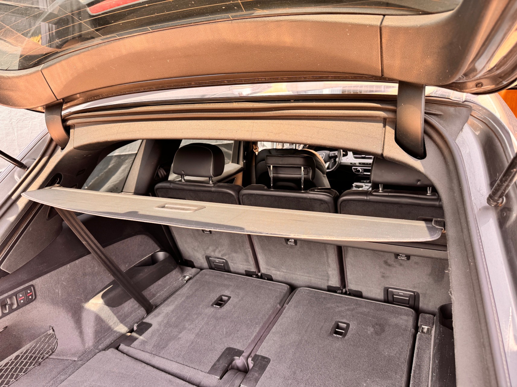 AUDI SQ7 4.0 TDI quattro tiptronic-image-12