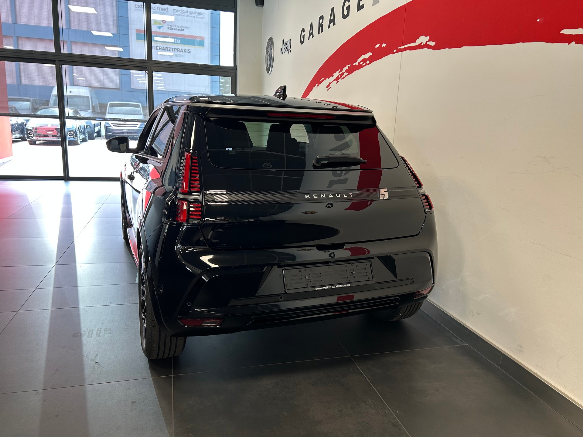 RENAULT R5 E-Tech Comfort Range 52 kWh Roland Garros-image-21