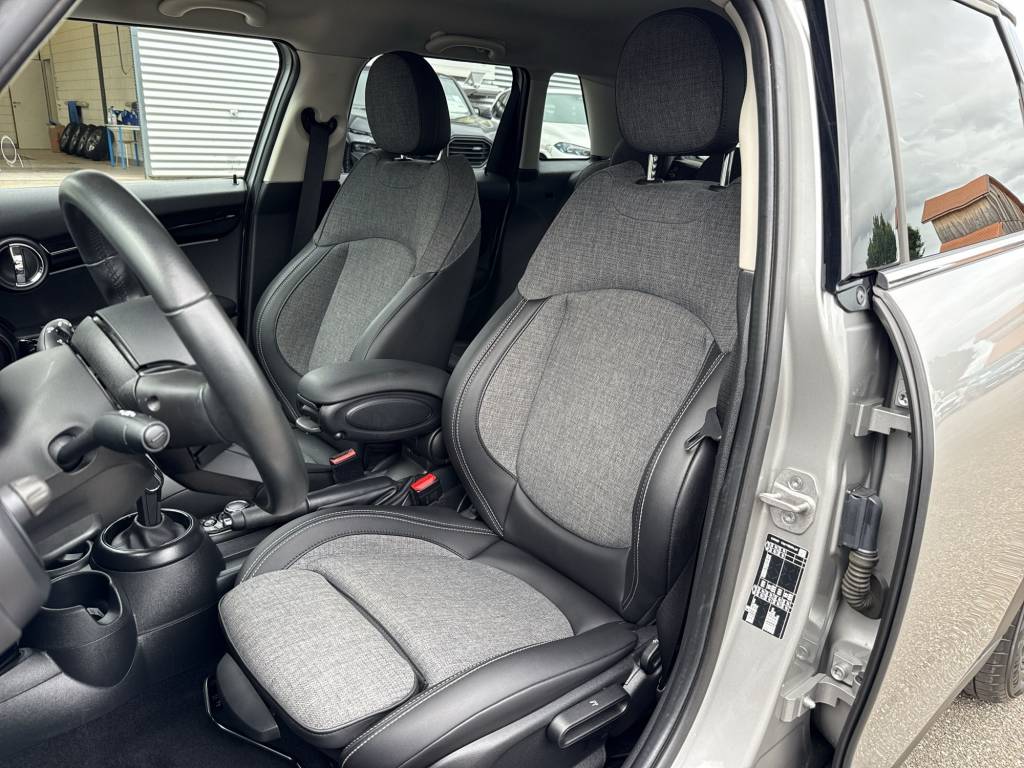 MINI Cooper Steptronic DKG-image-10