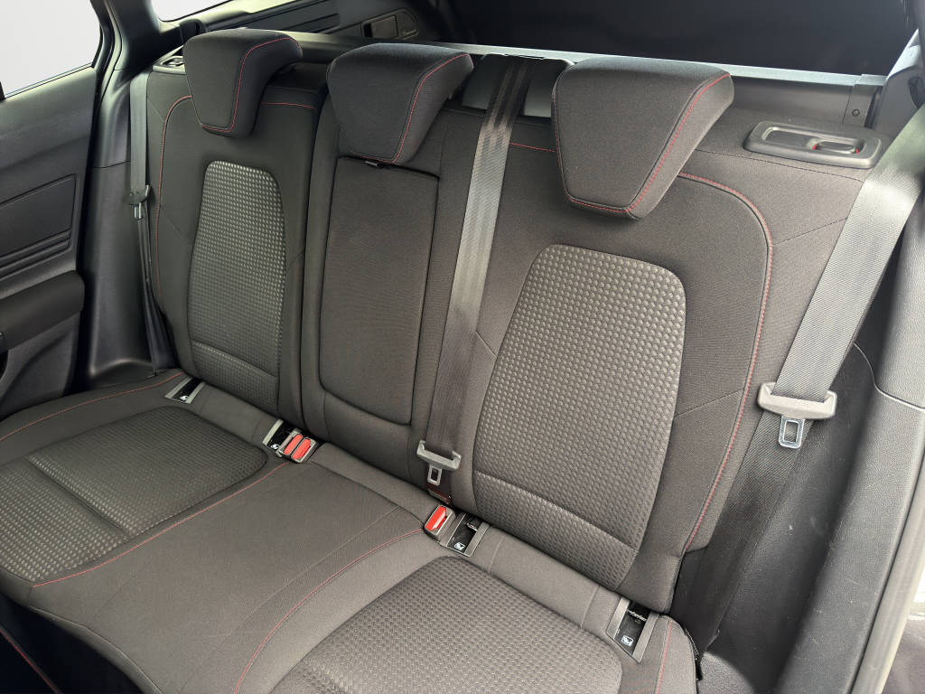 FORD Focus Station Wagon 1.0i EcoB Hybrid 155-image-12