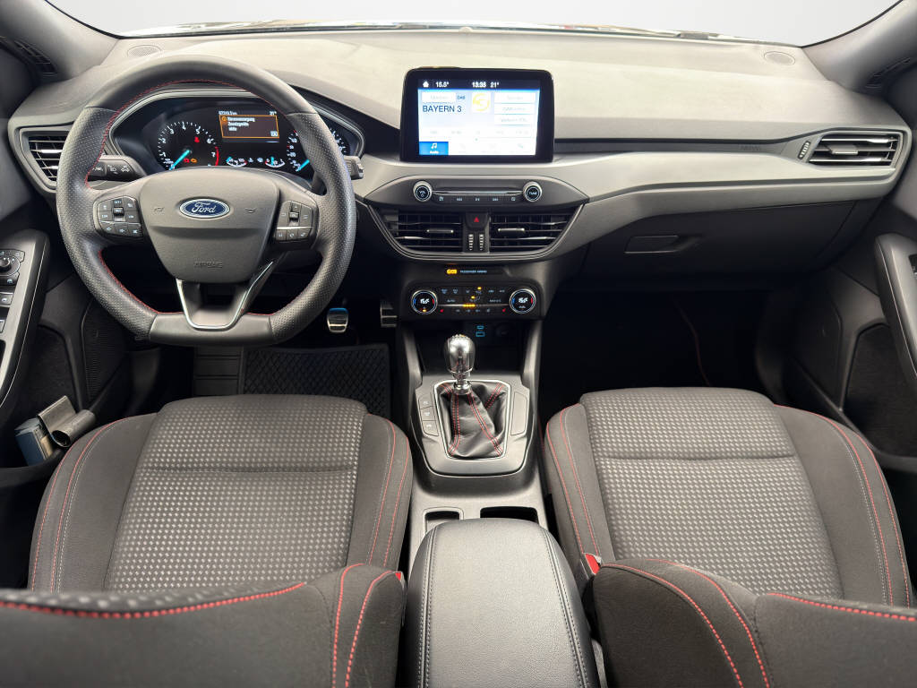FORD Focus Station Wagon 1.0i EcoB Hybrid 155-image-11