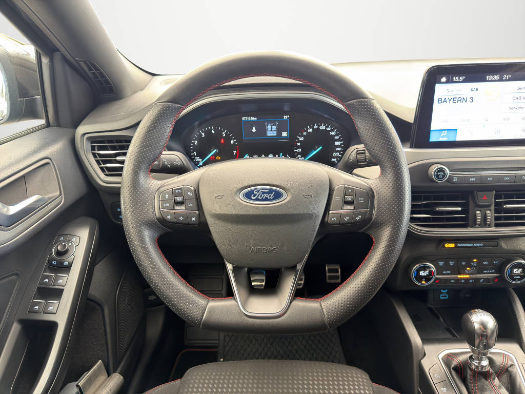 FORD Focus Station Wagon 1.0i EcoB Hybrid 155-image-9