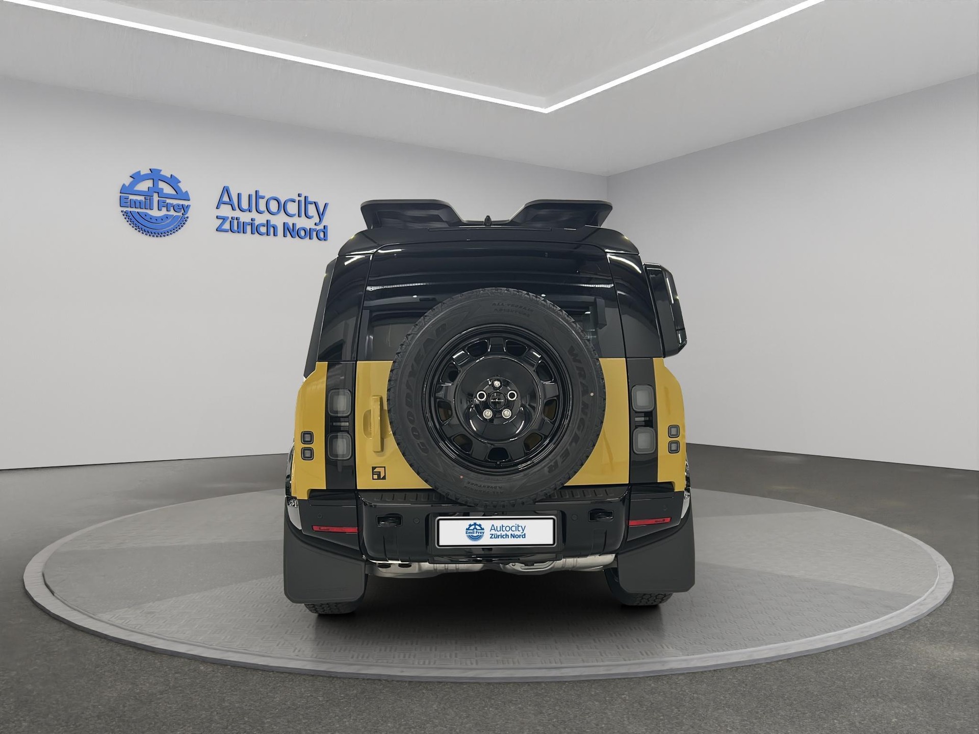 LAND ROVER Defender 110 3.0 D I6 350 Trophy Edition Yellow-image-2