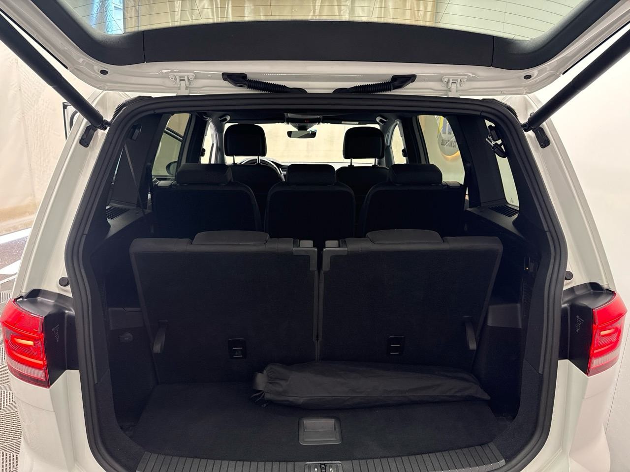 VW Touran 1.5 TSI EVO Trendline DSG-image-10