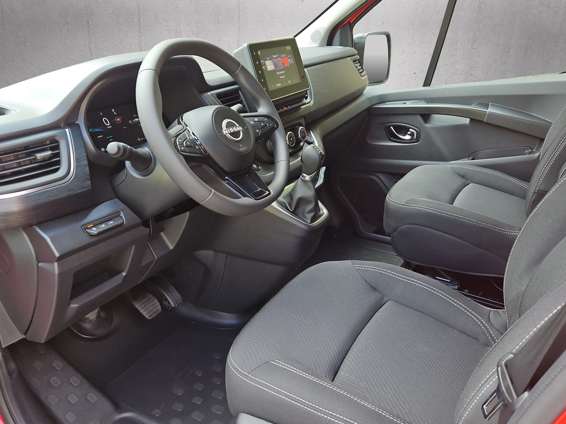 NISSAN Primastar DCT 170 L1H1 Tekna 8Plätzer FT-image-9