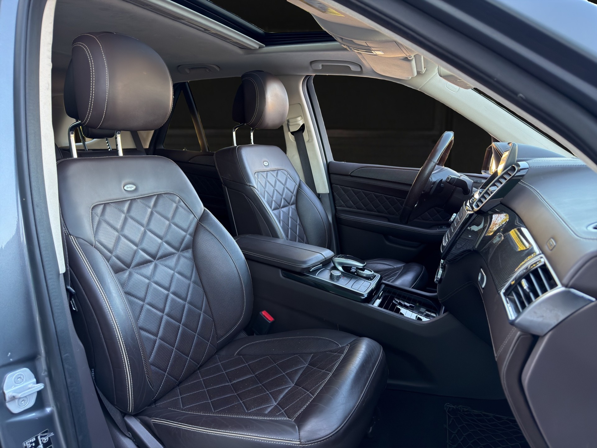 MERCEDES-BENZ GLE 500 e AMG Line 4Matic 7G-Tronic-image-9