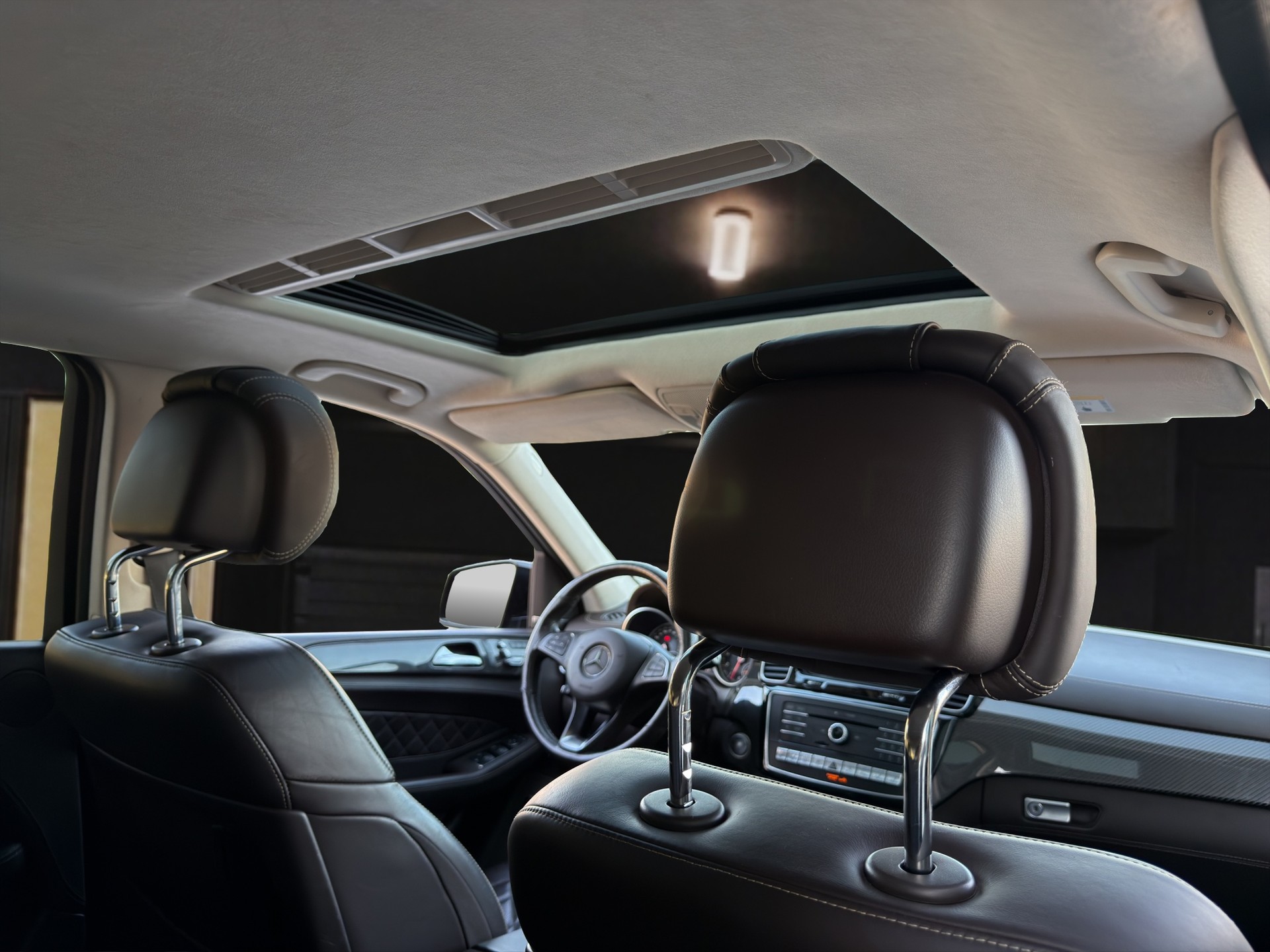 MERCEDES-BENZ GLE 500 e AMG Line 4Matic 7G-Tronic-image-10