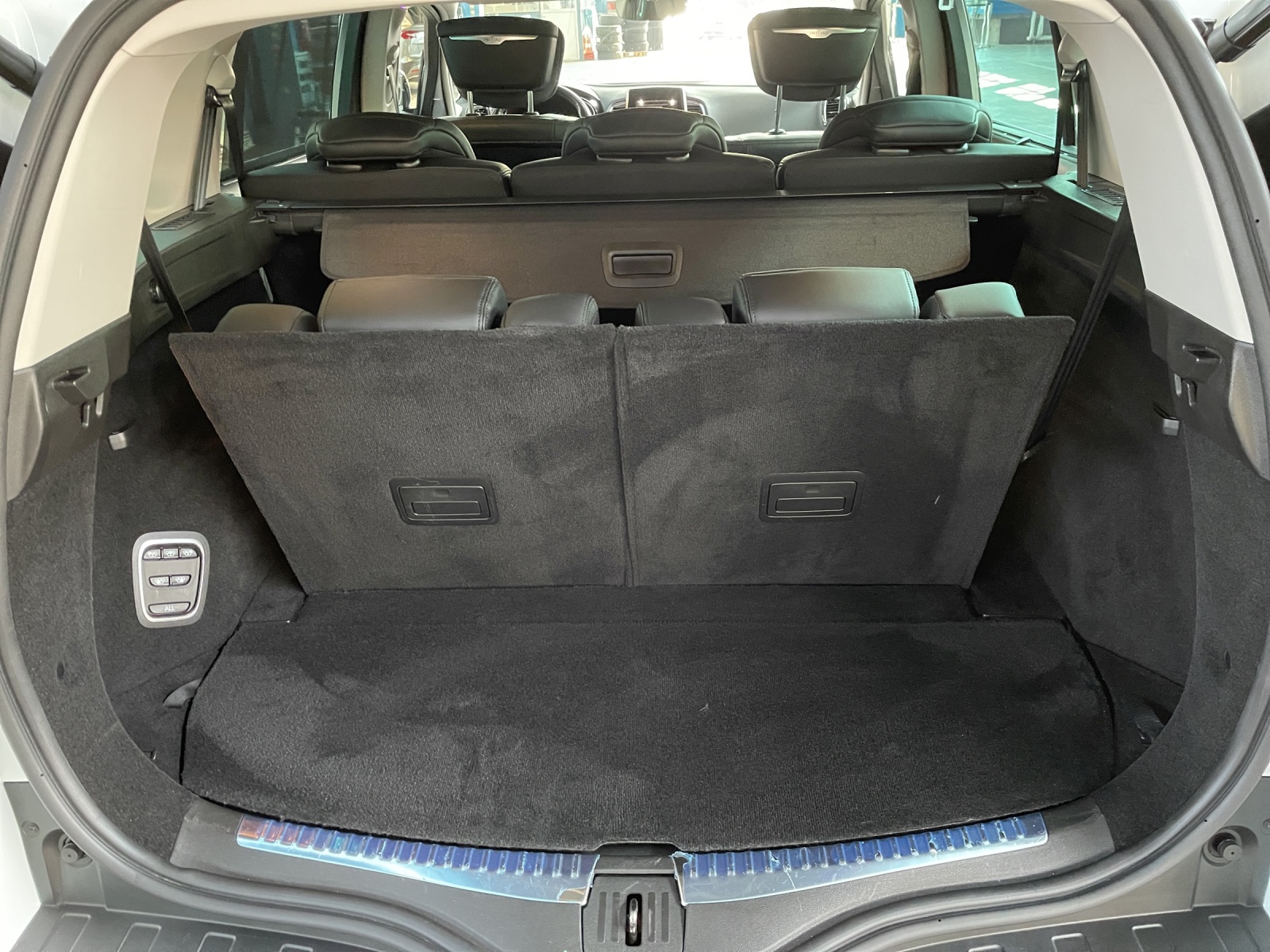 RENAULT Espace 2.0 Blue dCi 190 Initiale EDC-image-10