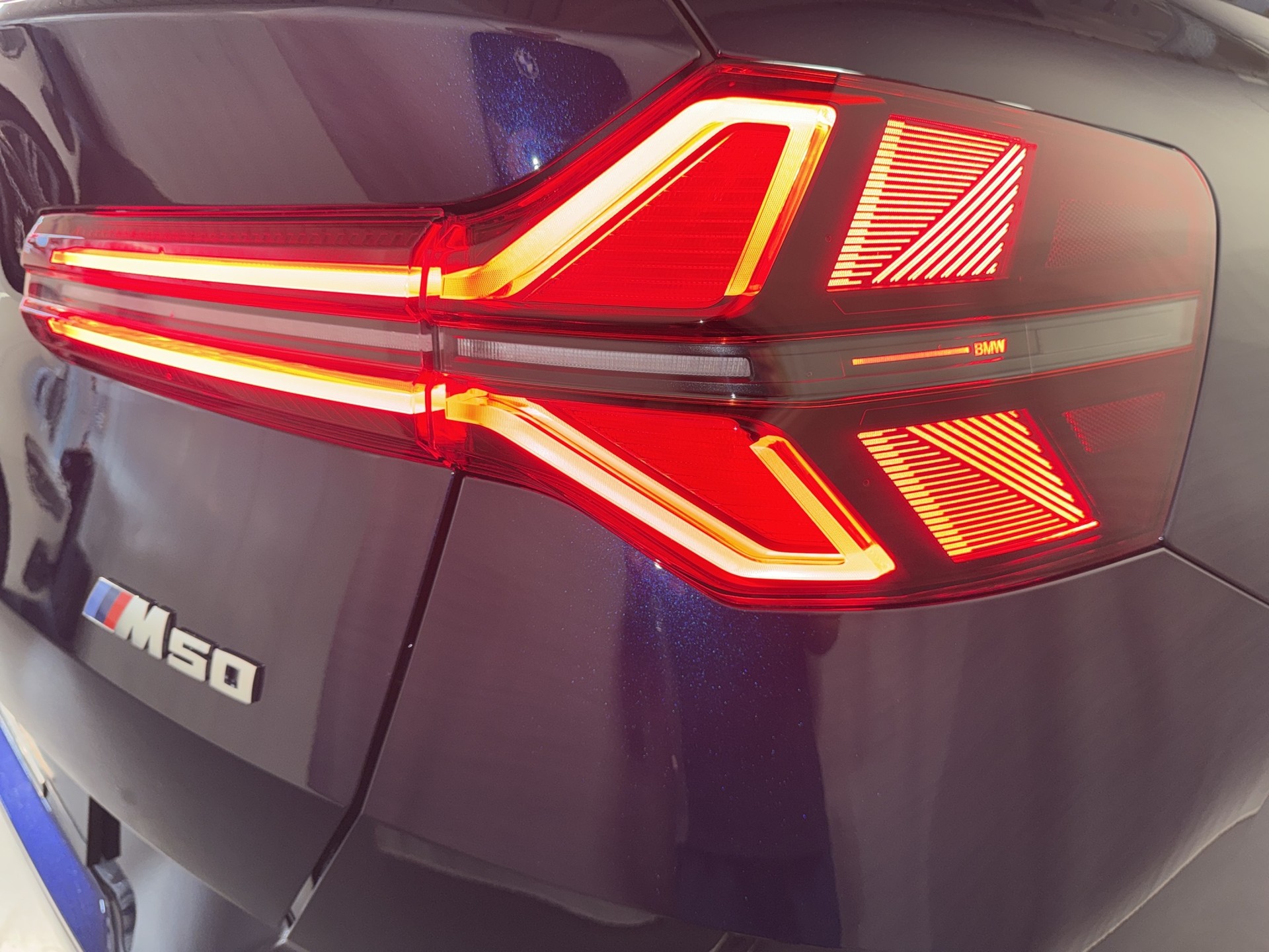 BMW X3 M50i-image-5
