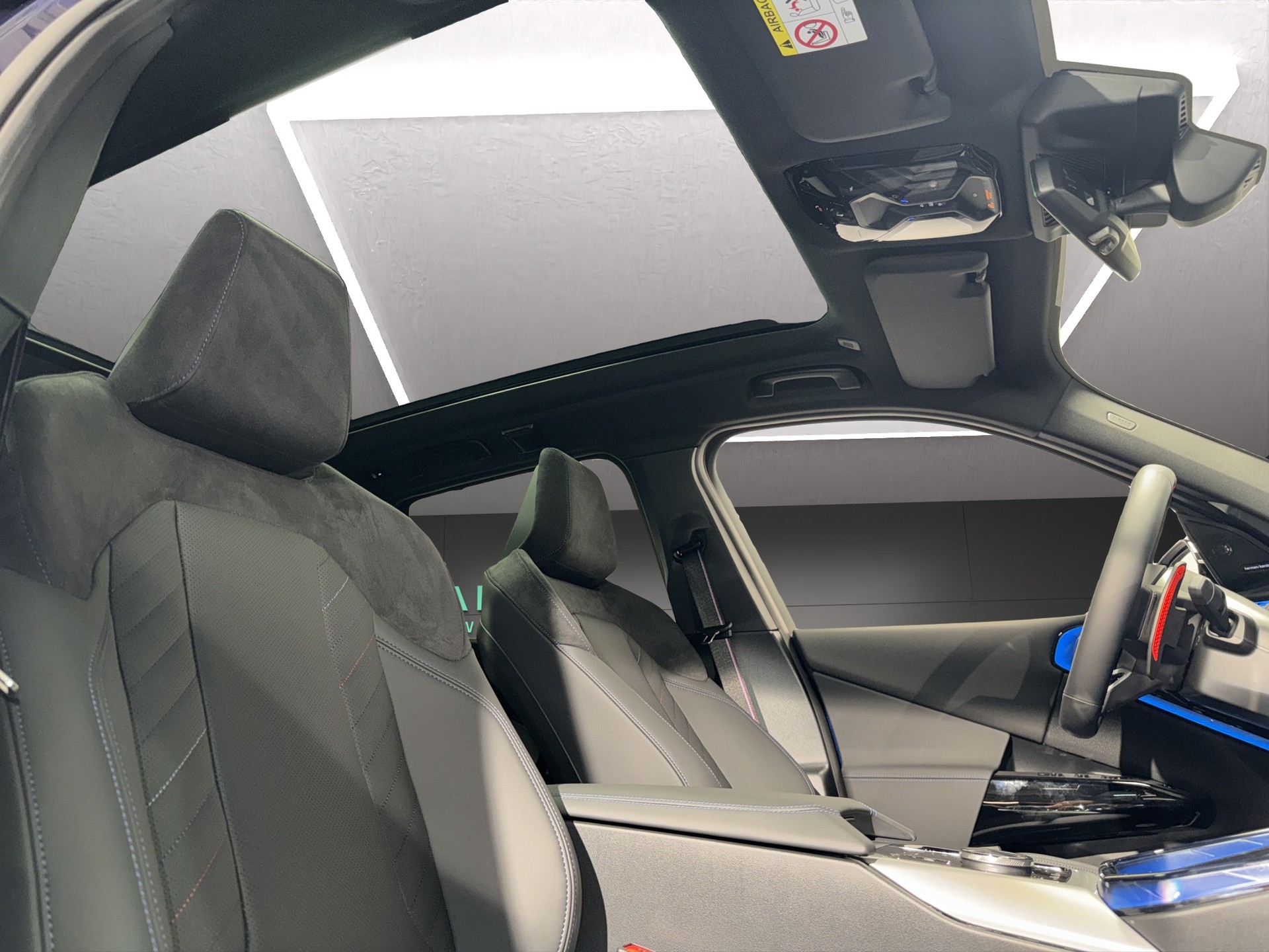 BMW X3 M50i-image-17