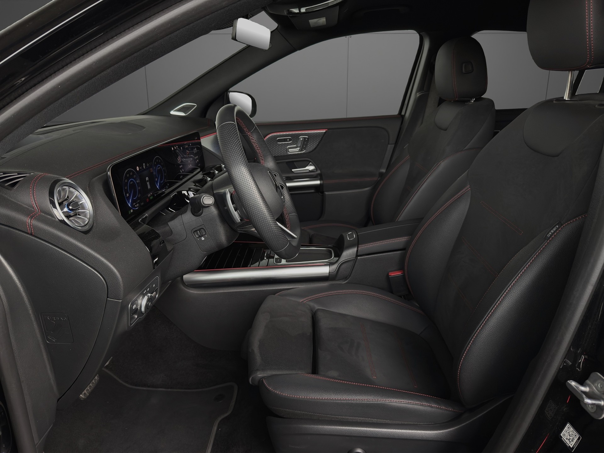 MERCEDES-BENZ EQA 350 66,5 kWh 4Matic Swiss Star-image-7