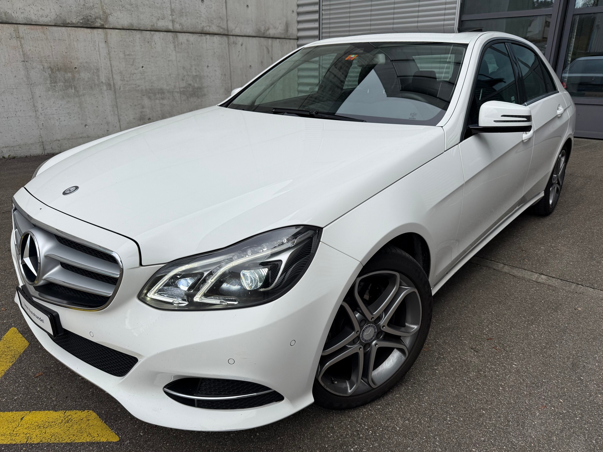 MERCEDES-BENZ E 250 CDI Avantgarde 4Matic 7G-Tronic-image-1